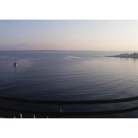 St Julians' Sea Front, Spectacular View, Apartment Saint Julian's Екстер'єр фото